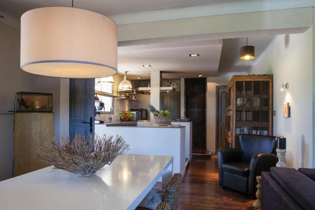 L'Auberge De L'Aubergine Eygalières Cameră foto